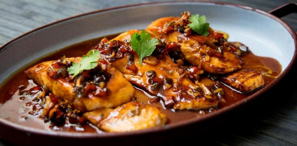 salmón en salsa de soja